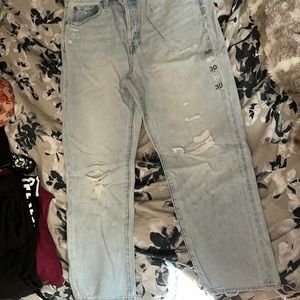 NWT Gap Boyfriend Light Wash Jeans Size 30